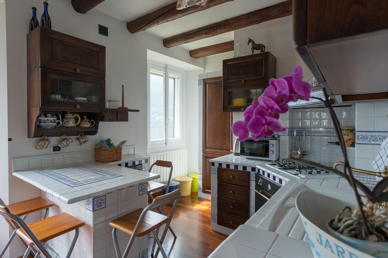 Апартаменты Una Terrazza Da Sogno By Rent All Como Carate Urio Экстерьер фото